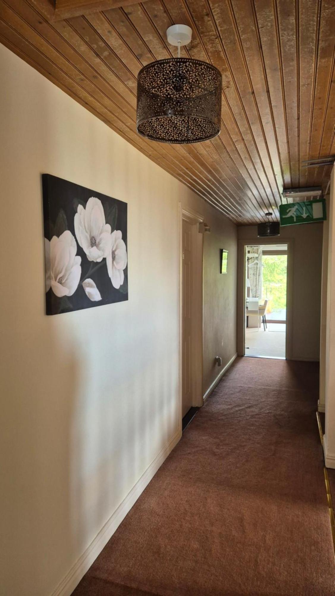 Goldenhill Guesthouse Ома Екстер'єр фото